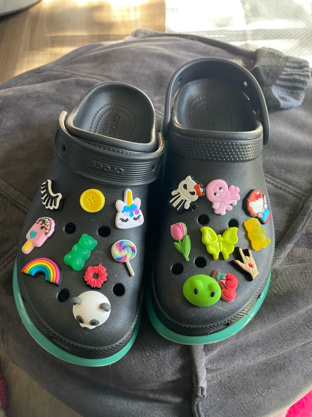 🌺SOLD🌺CROCS MEGA CRUSH Platform Clogs w/ turquoise aqua & chartreuse